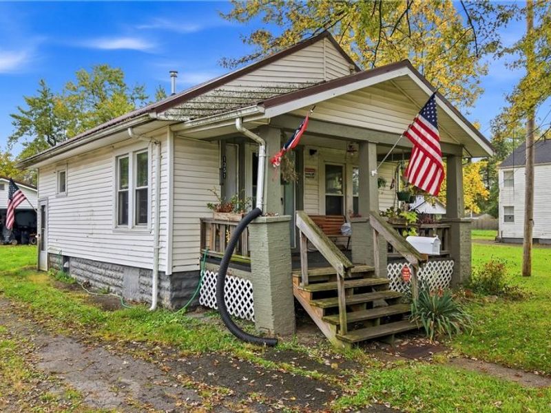 2006 Youngstown Road SE, Warren, OH 44484 Photo 2