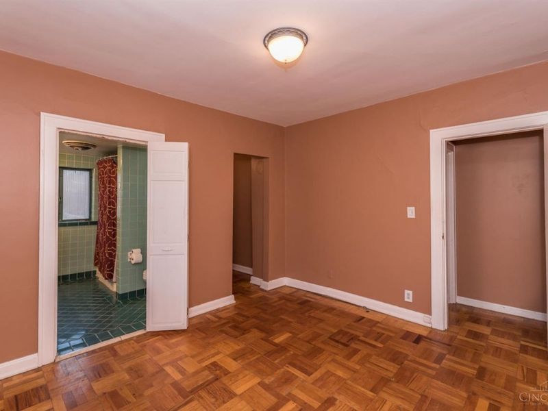 503 McAlpin Avenue, Cincinnati, OH 45220 Photo 10