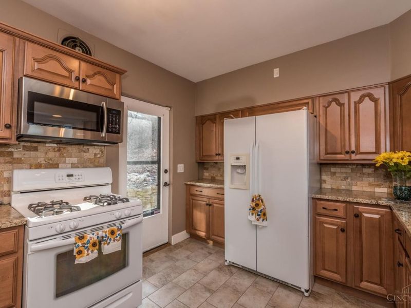 503 McAlpin Avenue, Cincinnati, OH 45220 Photo 7