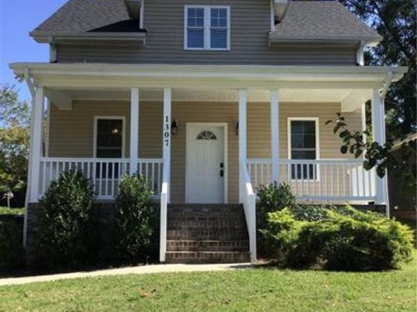 1307 Avalon Road , Greensboro, NC 27401