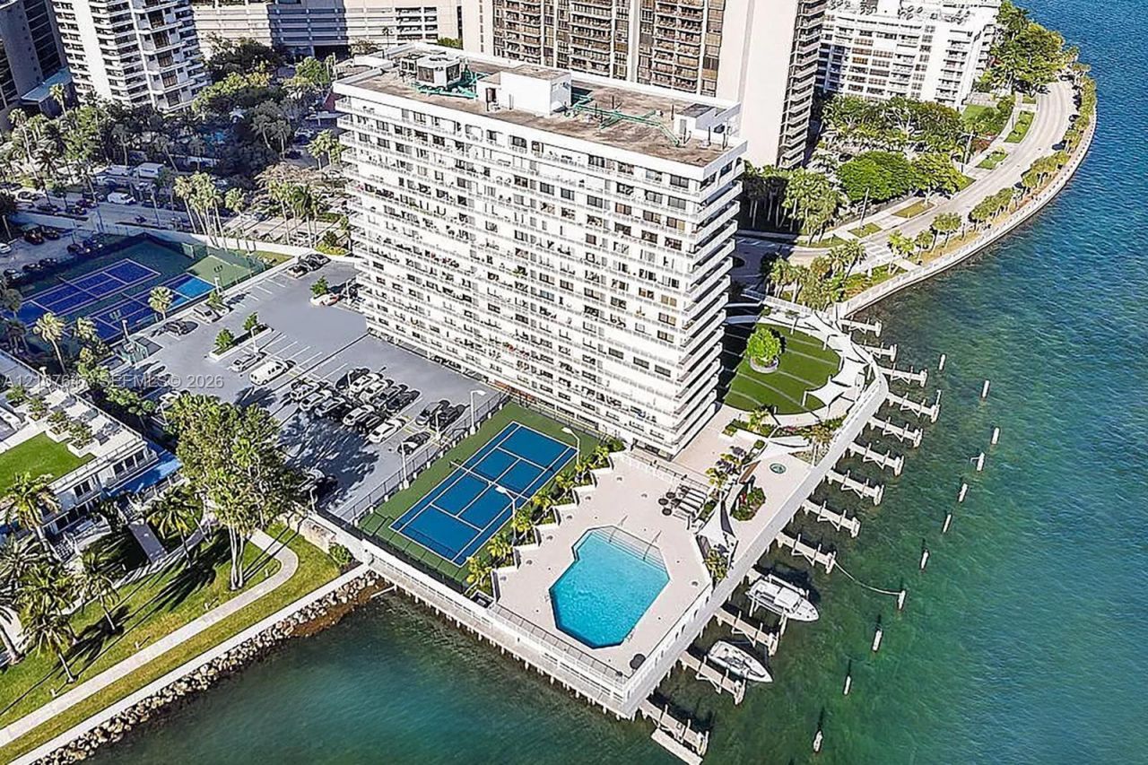 200 SE 15th Rd , Unit PH-A, Miami, FL 33129 Photo