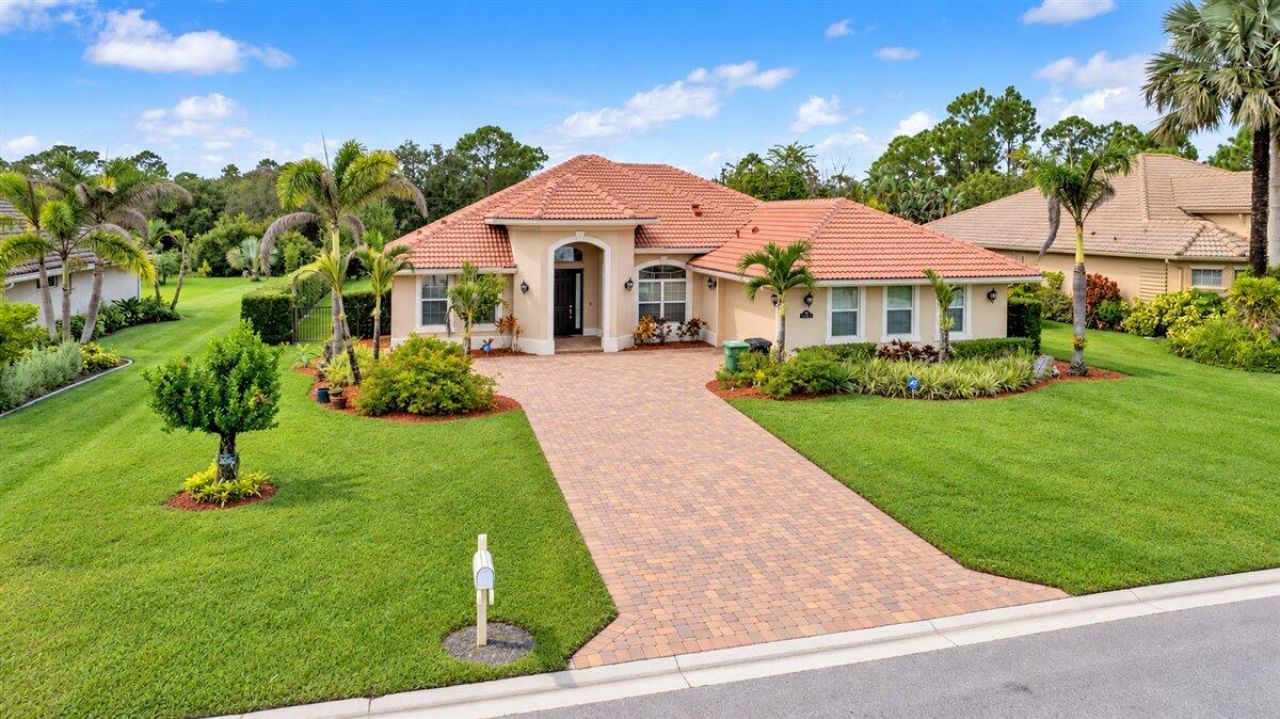 2801 Bent Pine Drive, Fort Pierce, FL 34951 Photo