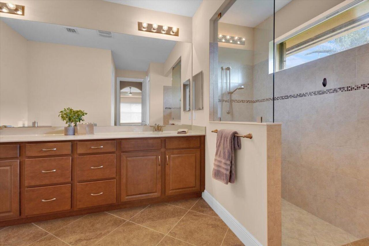 2801 Bent Pine Drive, Fort Pierce, FL 34951 Photo