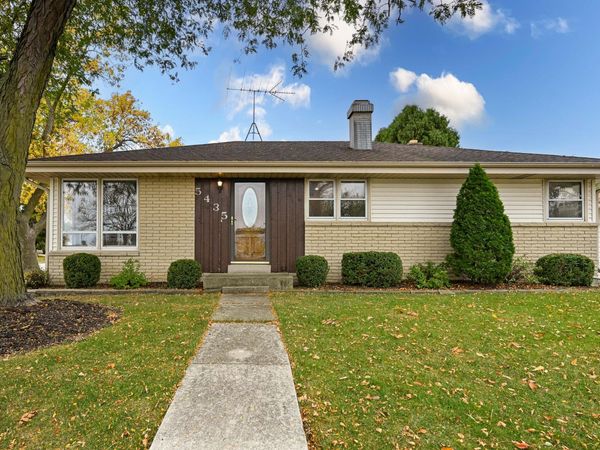 5435 S 6th St, Milwaukee, WI 53221