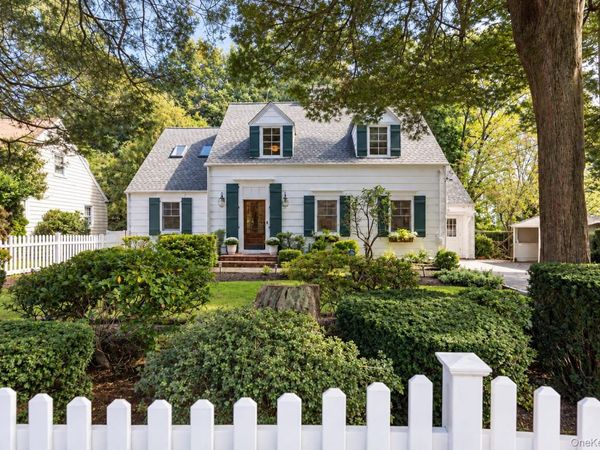 7 Knollwood Drive , Rye Brook, NY 10573