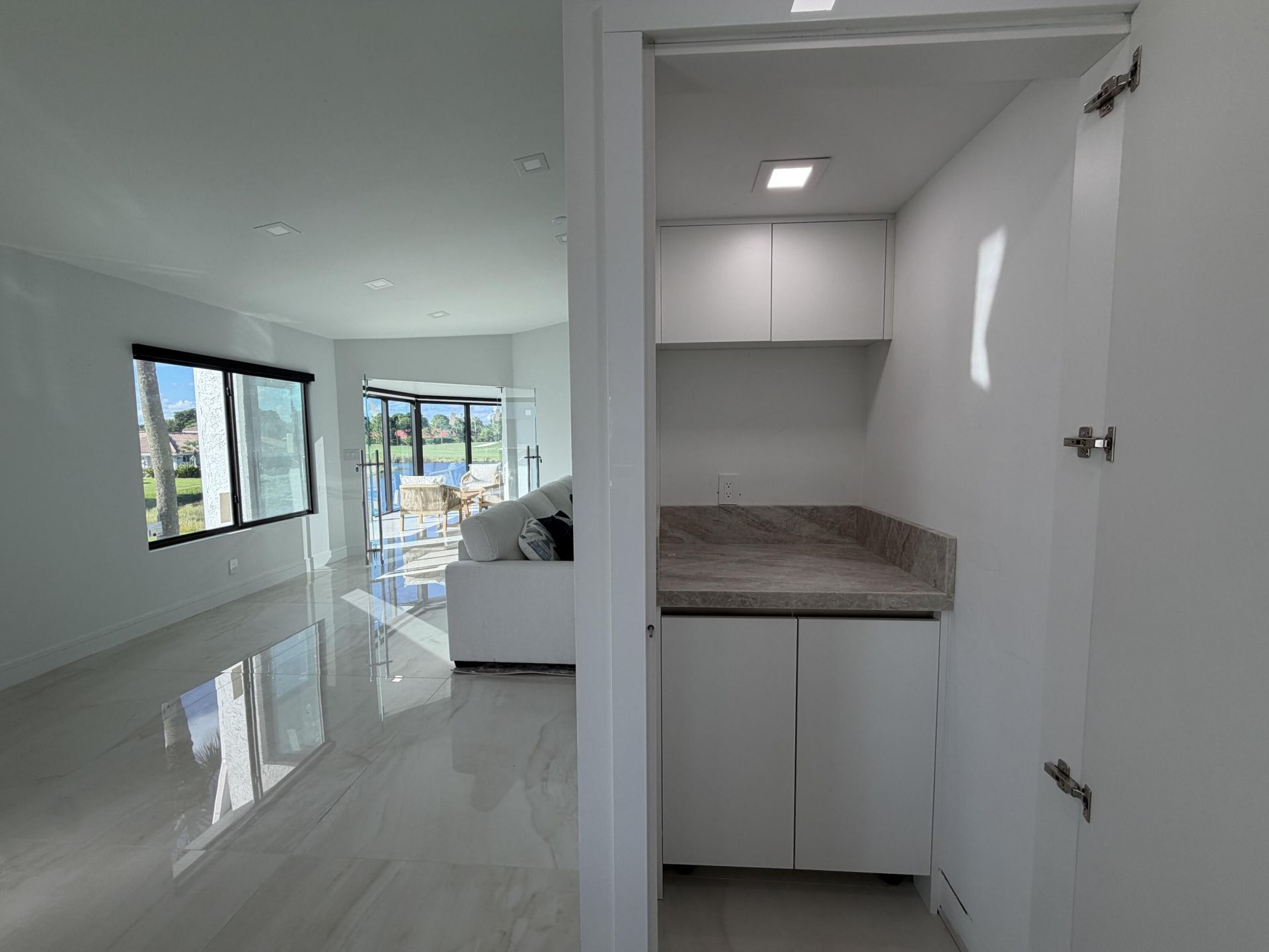 7689 Glendevon Lane, Unit 1805, Delray Beach, FL 33446 Photo