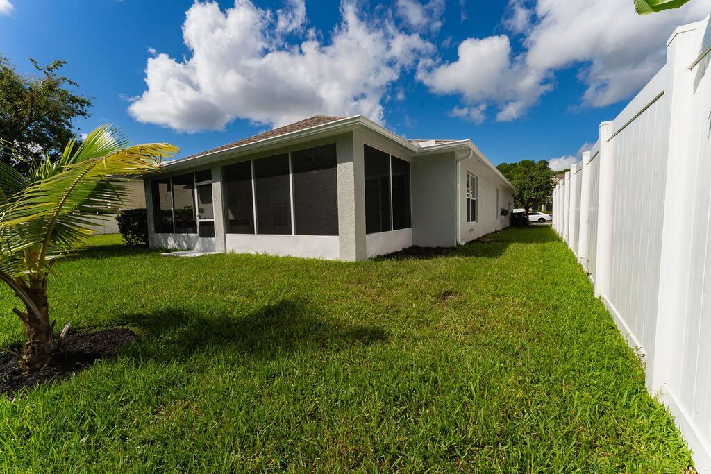 5138 NW Wisk Fern Circle, Port Saint Lucie, FL 34986 Photo