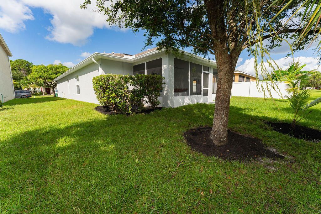 5138 NW Wisk Fern Circle, Port Saint Lucie, FL 34986 Photo