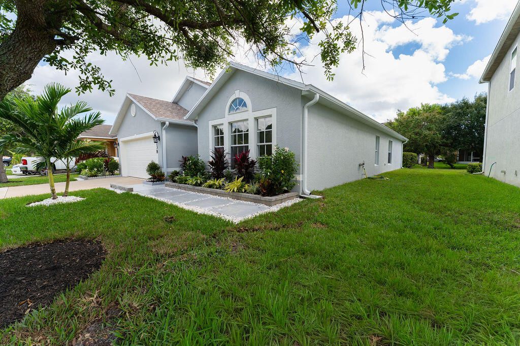 5138 NW Wisk Fern Circle, Port Saint Lucie, FL 34986 Photo