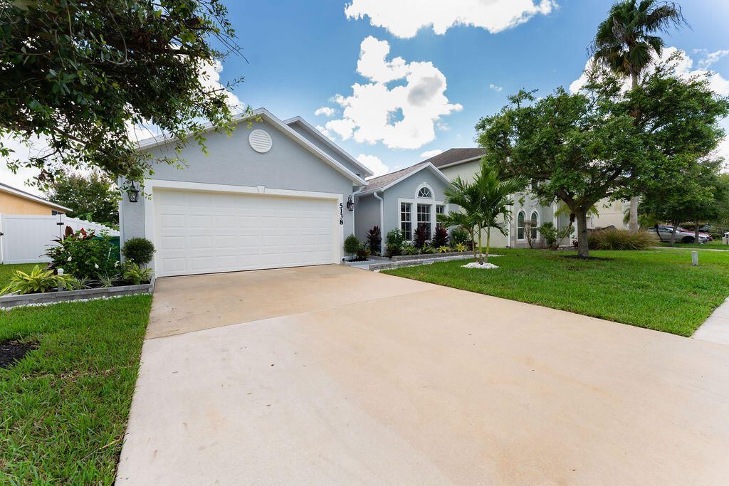 5138 NW Wisk Fern Circle, Port Saint Lucie, FL 34986 Photo