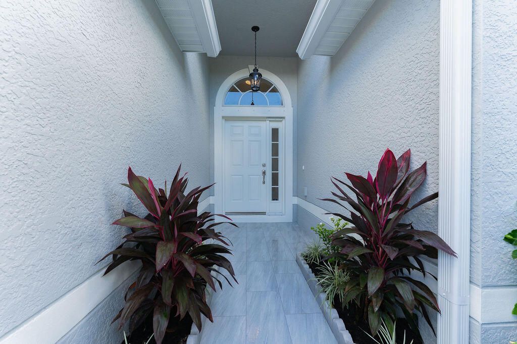5138 NW Wisk Fern Circle, Port Saint Lucie, FL 34986 Photo