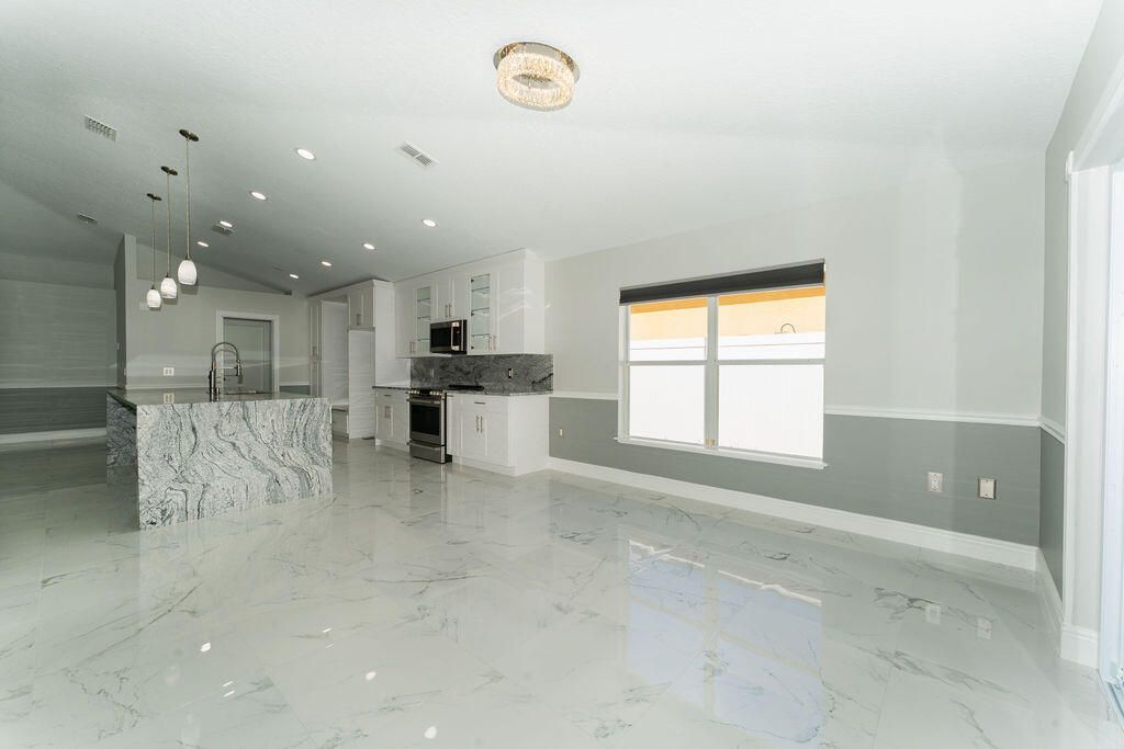 5138 NW Wisk Fern Circle, Port Saint Lucie, FL 34986 Photo