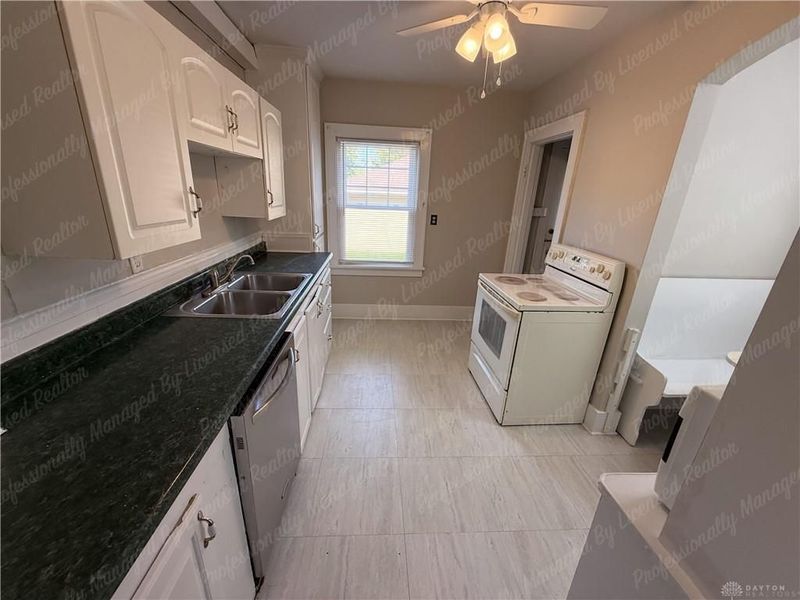3135 Wayne Avenue, Dayton, OH 45420 Photo 10