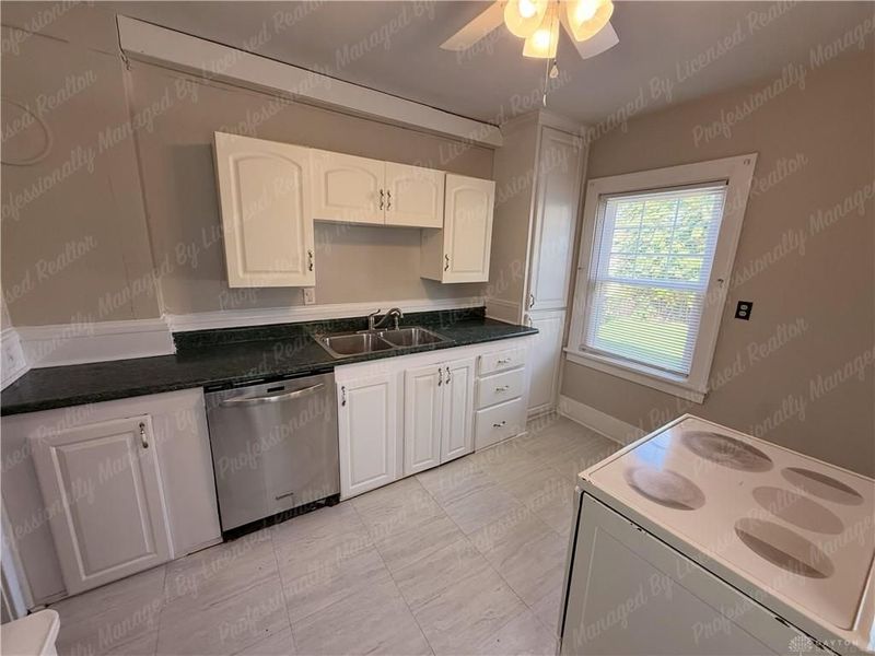 3135 Wayne Avenue, Dayton, OH 45420 Photo 11