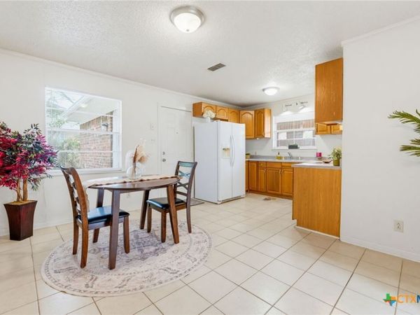 1409 Gardenia Avenue , Killeen, TX 76543
