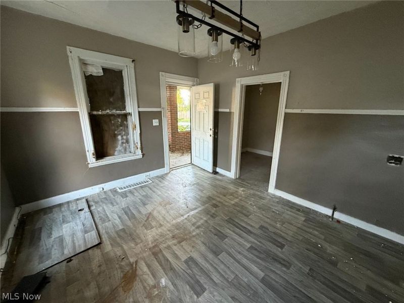 653 E 159th Street, Cleveland, OH 44110 Photo 17