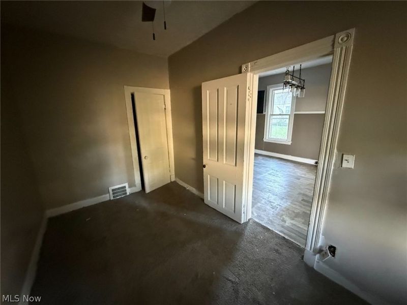 653 E 159th Street, Cleveland, OH 44110 Photo 18