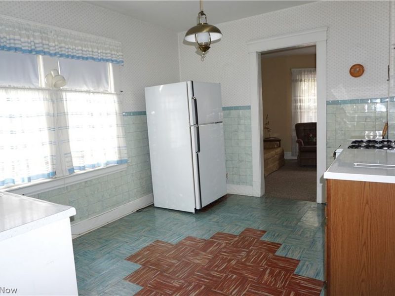 19708 Shawnee Avenue S, Cleveland, OH 44119 Photo 8