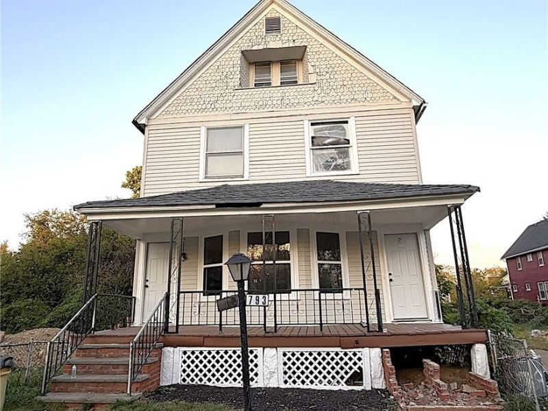 791 E 100th Street, Cleveland, OH 44108 Photo 1