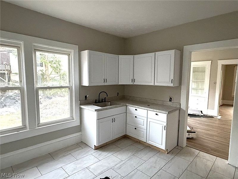 791 E 100th Street, Cleveland, OH 44108 Photo 25