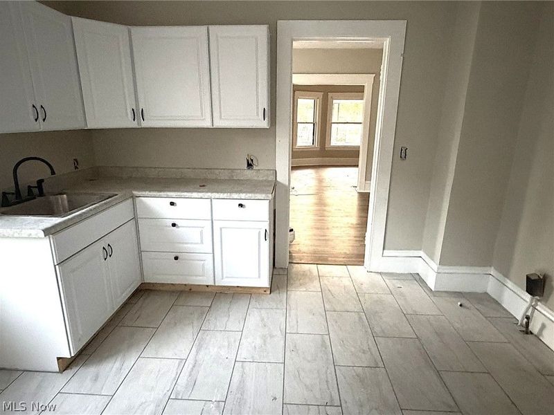 791 E 100th Street, Cleveland, OH 44108 Photo 26