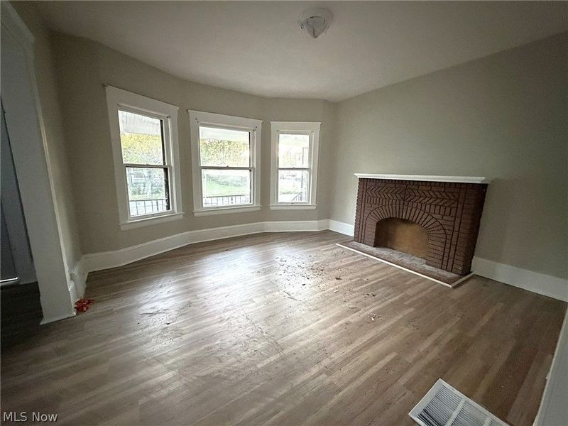 791 E 100th Street, Cleveland, OH 44108 Photo 34