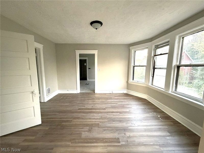 791 E 100th Street, Cleveland, OH 44108 Photo 9