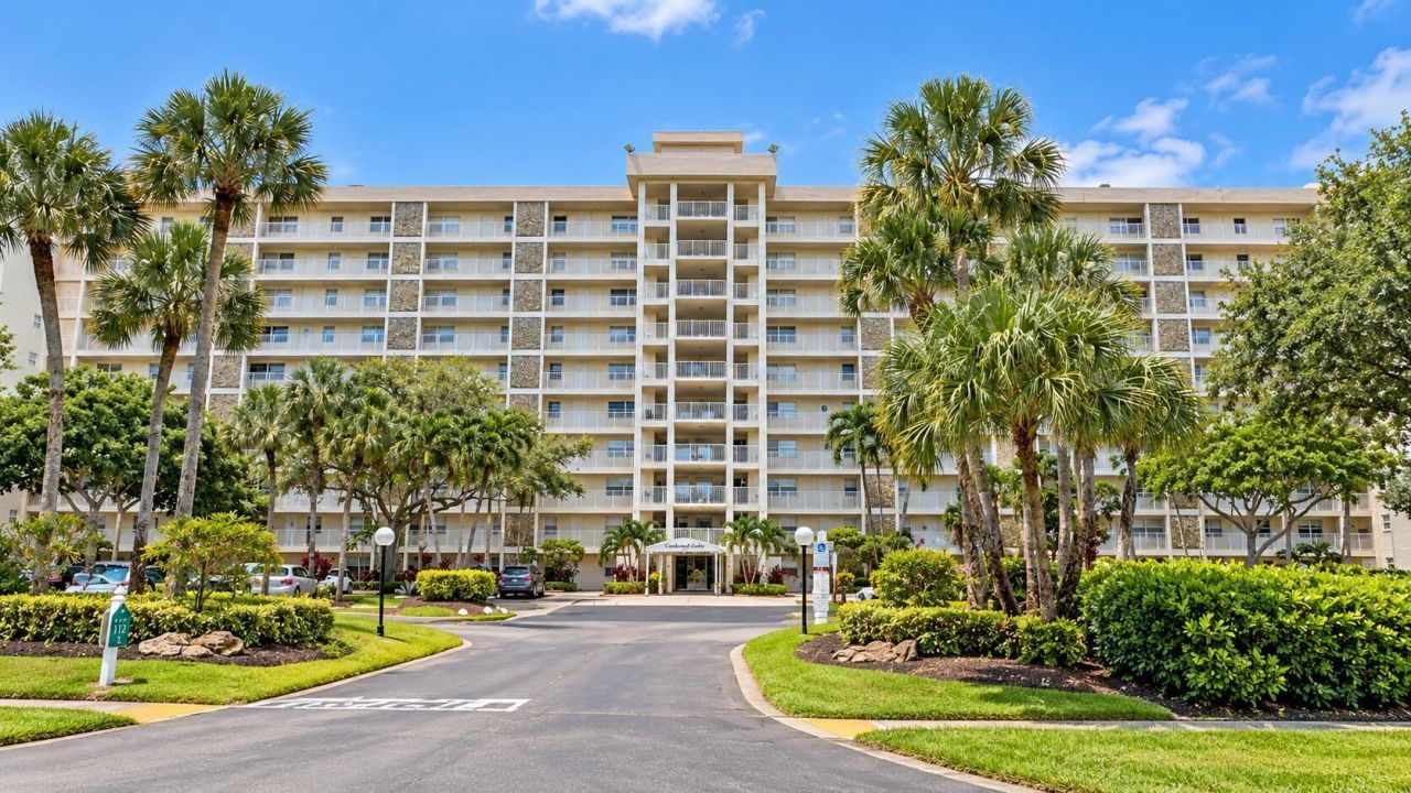 3510 Oaks Way, Unit 502, Pompano Beach, FL 33069 Photo