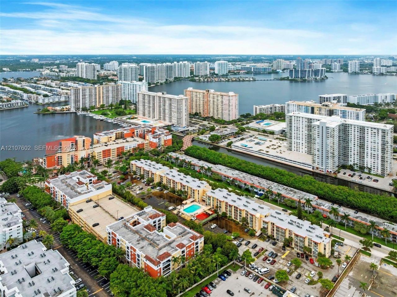 210 172nd St, Unit 542, Sunny Isles Beach, FL 33160 Photo