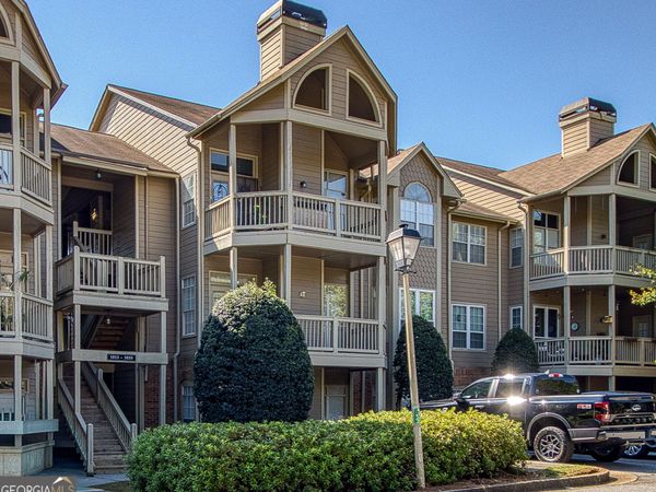 1015 McGill Park Avenue NE, Atlanta, GA 30312