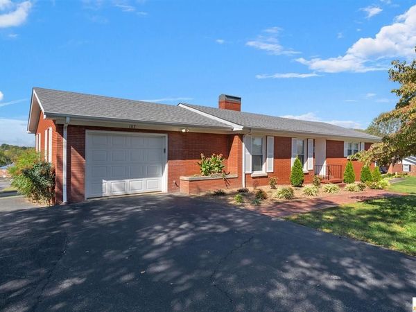 107 Adairland Court , Glasgow, KY 42141