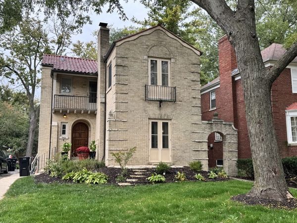 9412 S Hoyne Avenue, Chicago, IL 60643