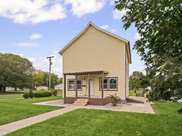 523 W 9th Street , Gibson City, IL 60936