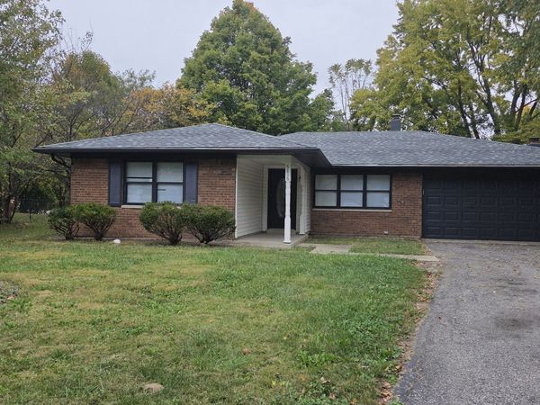 6816 Shadow Brook, Indianapolis, IN 46214