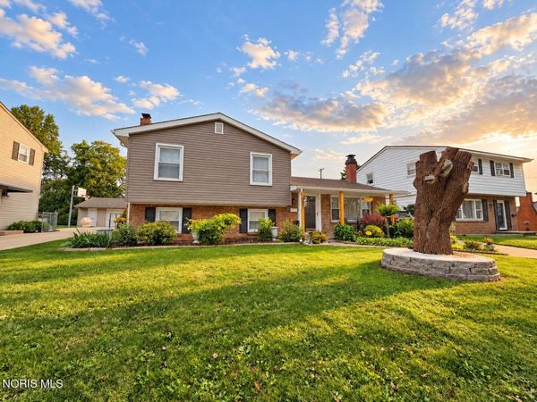 5222 Brophy Drive , Toledo, OH 43611