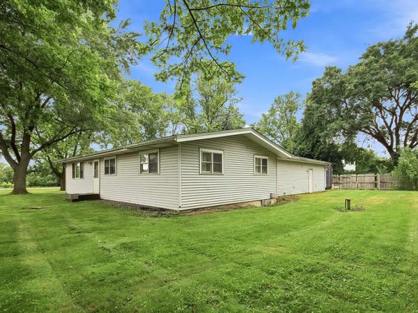 11811 304th Ave, Salem Lakes, WI 53179