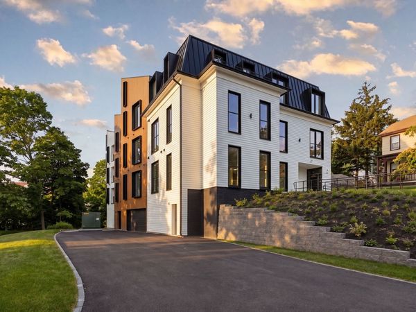 22 High Street, Unit PH12, Boston, MA 02122