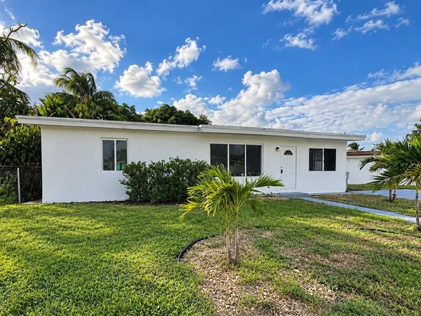 4341 NE 18th Avenue, Pompano Beach, FL 33064