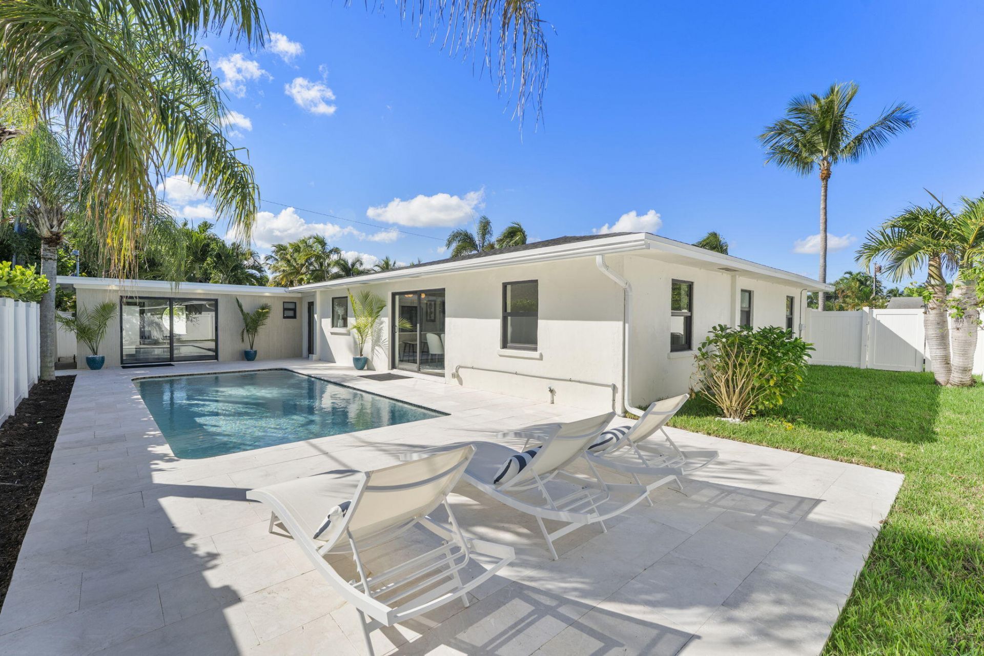 223 Vanderbilt Drive, Lake Worth, FL 33460 Photo