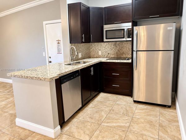 9729 Hammocks Blvd , Unit 202E, Miami, FL 33196