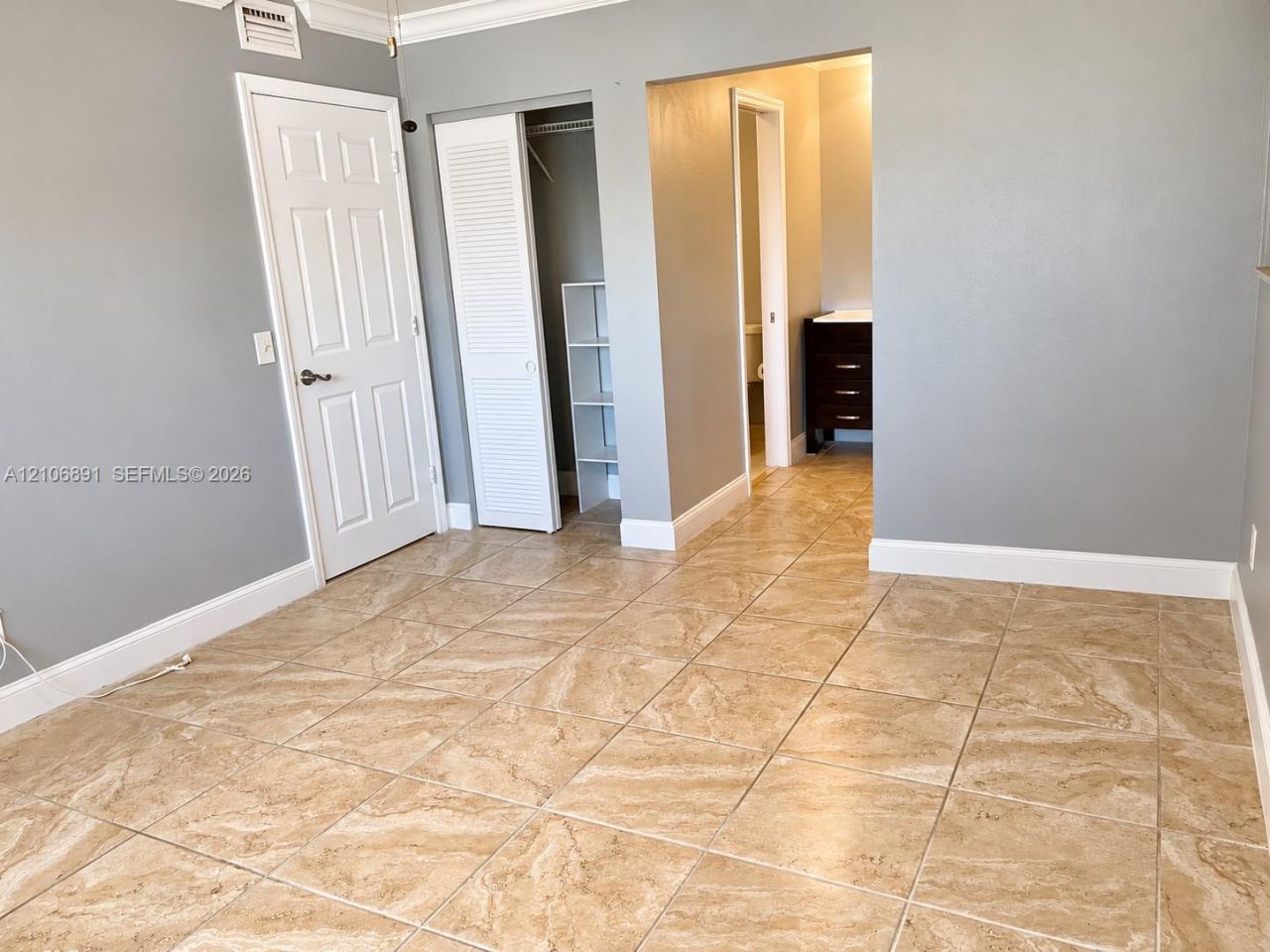 9729 Hammocks Blvd , Unit 202E, Miami, FL 33196 Photo