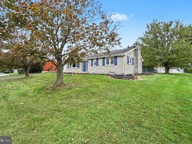 822 MARCON, LEBANON, PA 17046