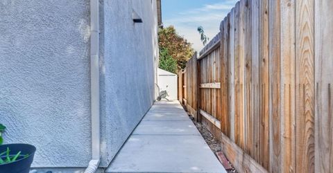 1609 Hummingbird Way, Roseville, CA 95747 Photo