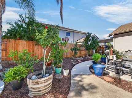 1609 Hummingbird Way, Roseville, CA 95747 Photo