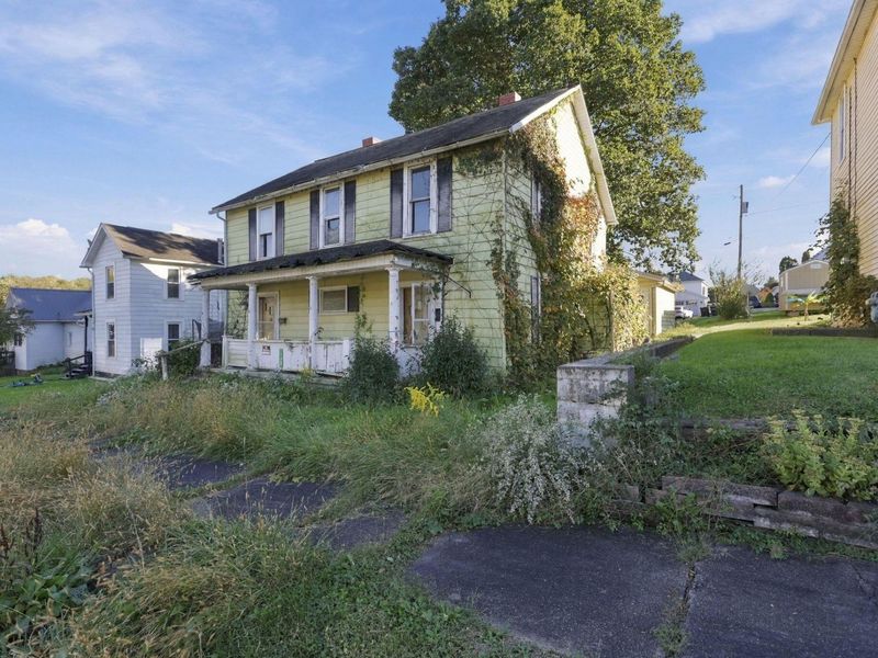 122 Hull Street, Crooksville, OH 43731 Photo 3