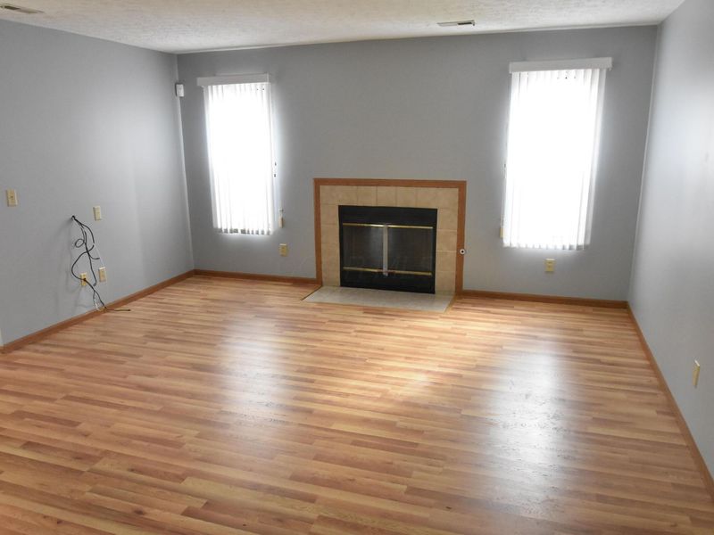 3693 Charlemonte Way, Unit 4, Canal Winchester, OH 43110 Photo 2