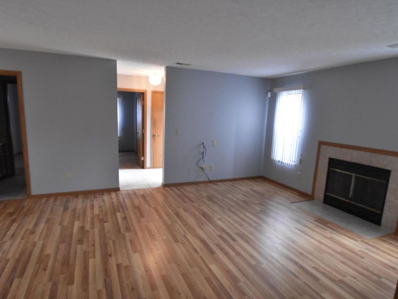 3693 Charlemonte Way, Unit 4, Canal Winchester, OH 43110 Photo 6