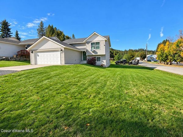 1021 S 3rd ST , St. Maries, ID 83861
