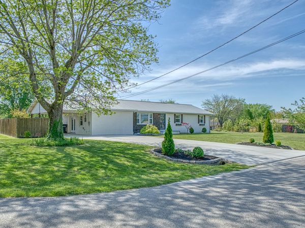 858 Greenland Ave, Cookeville, TN 38501