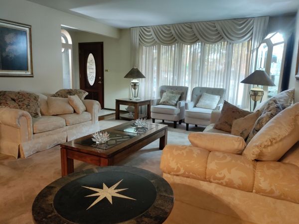 7801 Surrey Drive , Darien, IL 60561
